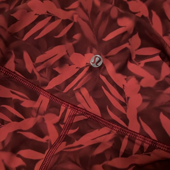 Lululemon Wunder Under HR leggings! - Picture 5 of 5